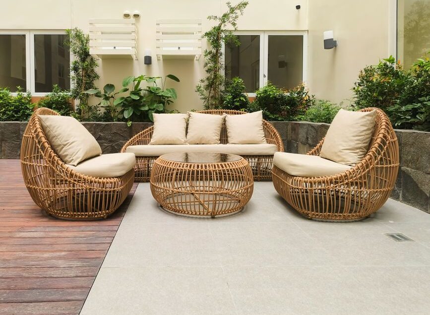 manfaat menggunakan sofa rotan di rumah
