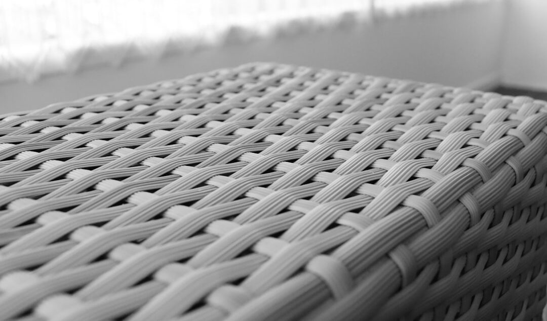 tips merawat daybed rotan sintetis