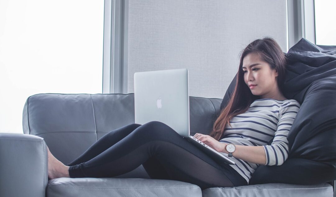 tips membeli sofa rotan secara online