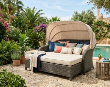 Daybed Rotan Tahan Cuaca